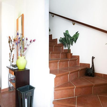 3 Bedroom Awesome Home In La Algaba Ngoại thất bức ảnh