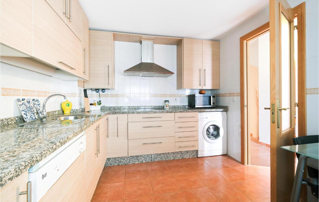 3 Bedroom Awesome Home In La Algaba Ngoại thất bức ảnh